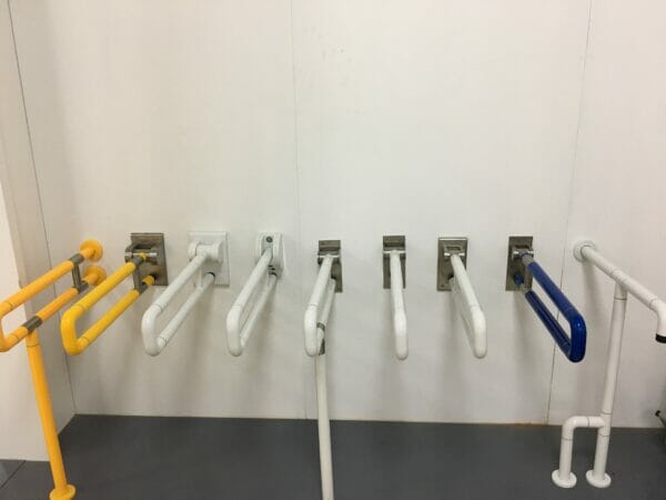 90 Degree Grab Bar Toilet Rail for Elderly Adjustable ada Grab Rail - Image 6