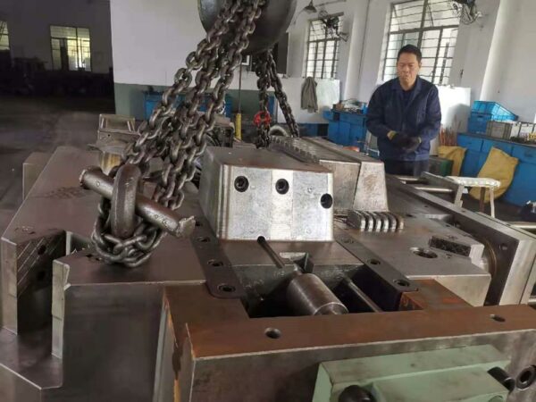 customized foundry mould aluminum die casting tooling - Image 4